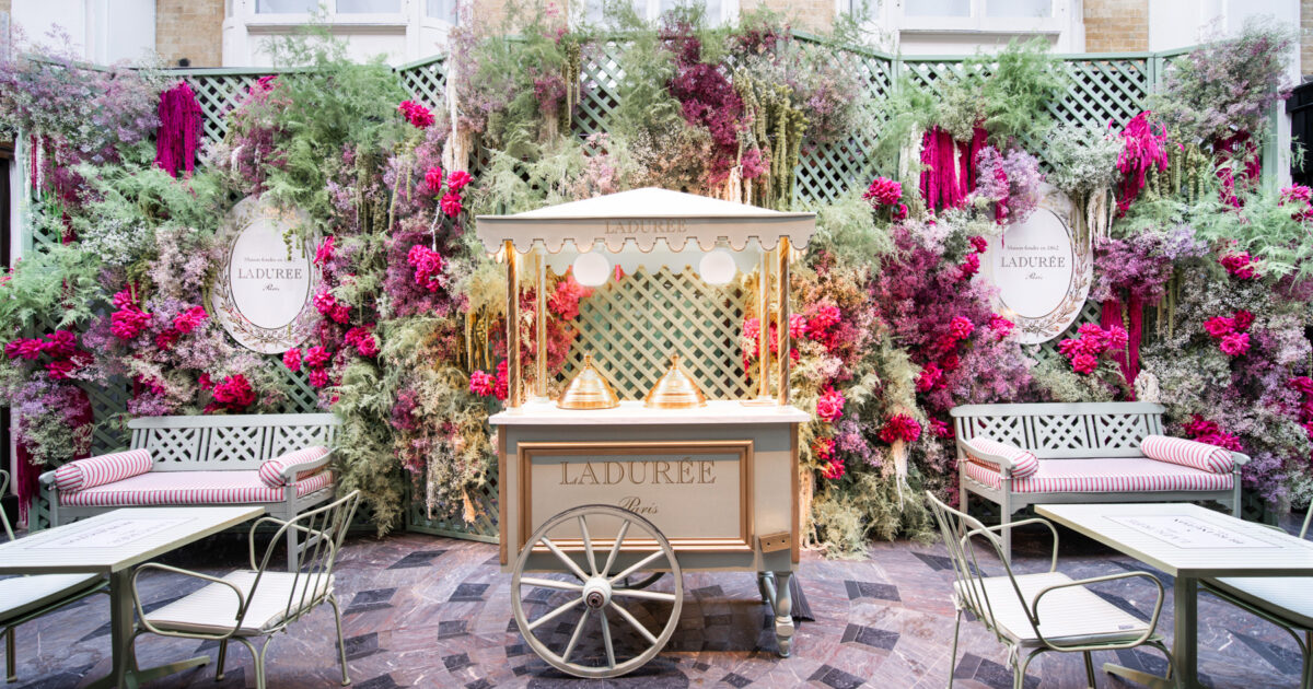 Ladurée Decoration & Inspiration 本　ラデュレ Ladurée Paris Decoration & Inspiration Hardcover Book Serge