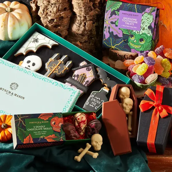 5238218 halloween25 the halloween bundle mob sq a