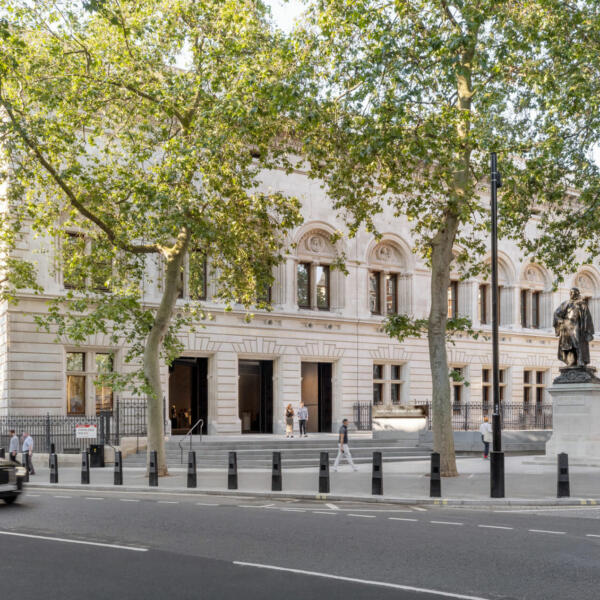 1 JFA NPG New Entrance and Forecourtc Olivier Hess scaled