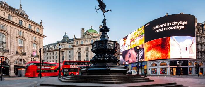 Piccadilly Circus 1